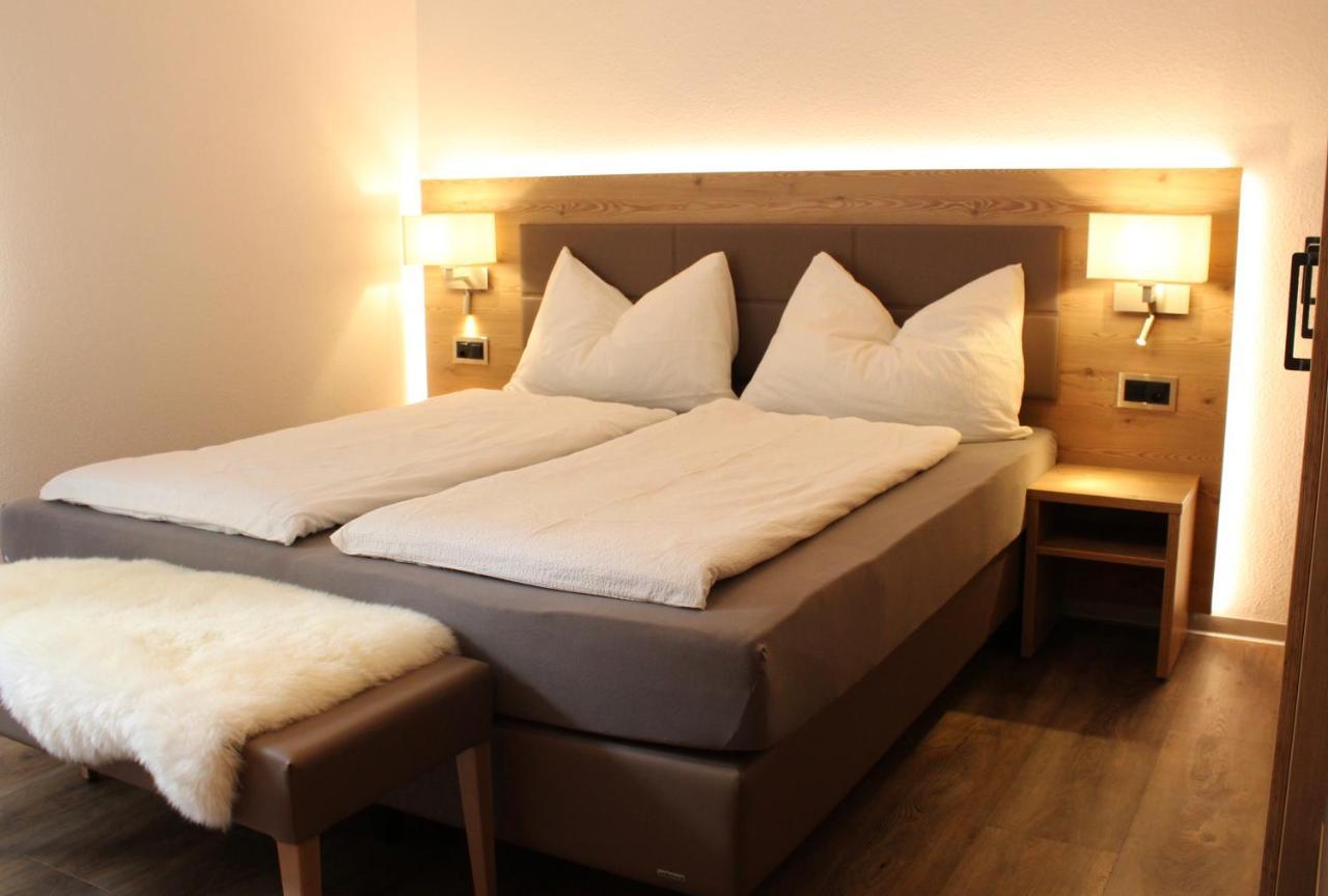 Haus Les Melezes C Apartment Zermatt Bagian luar foto