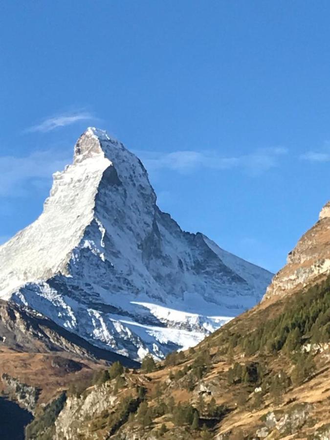 Haus Les Melezes C Apartment Zermatt Bagian luar foto