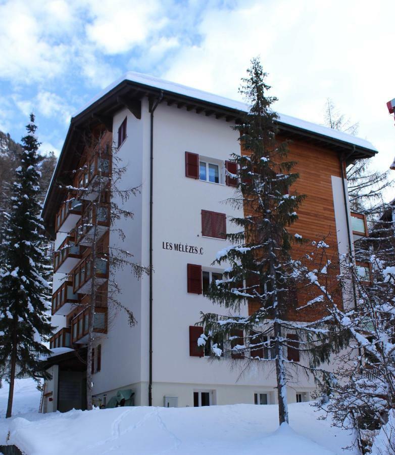Haus Les Melezes C Apartment Zermatt Bagian luar foto